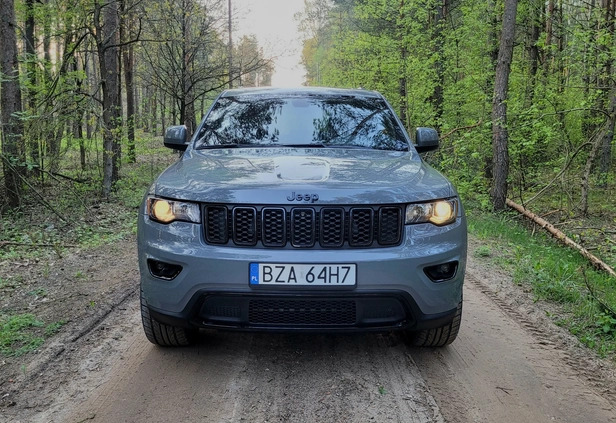 Jeep Grand Cherokee cena 131000 przebieg: 40000, rok produkcji 2021 z Obrzycko małe 379